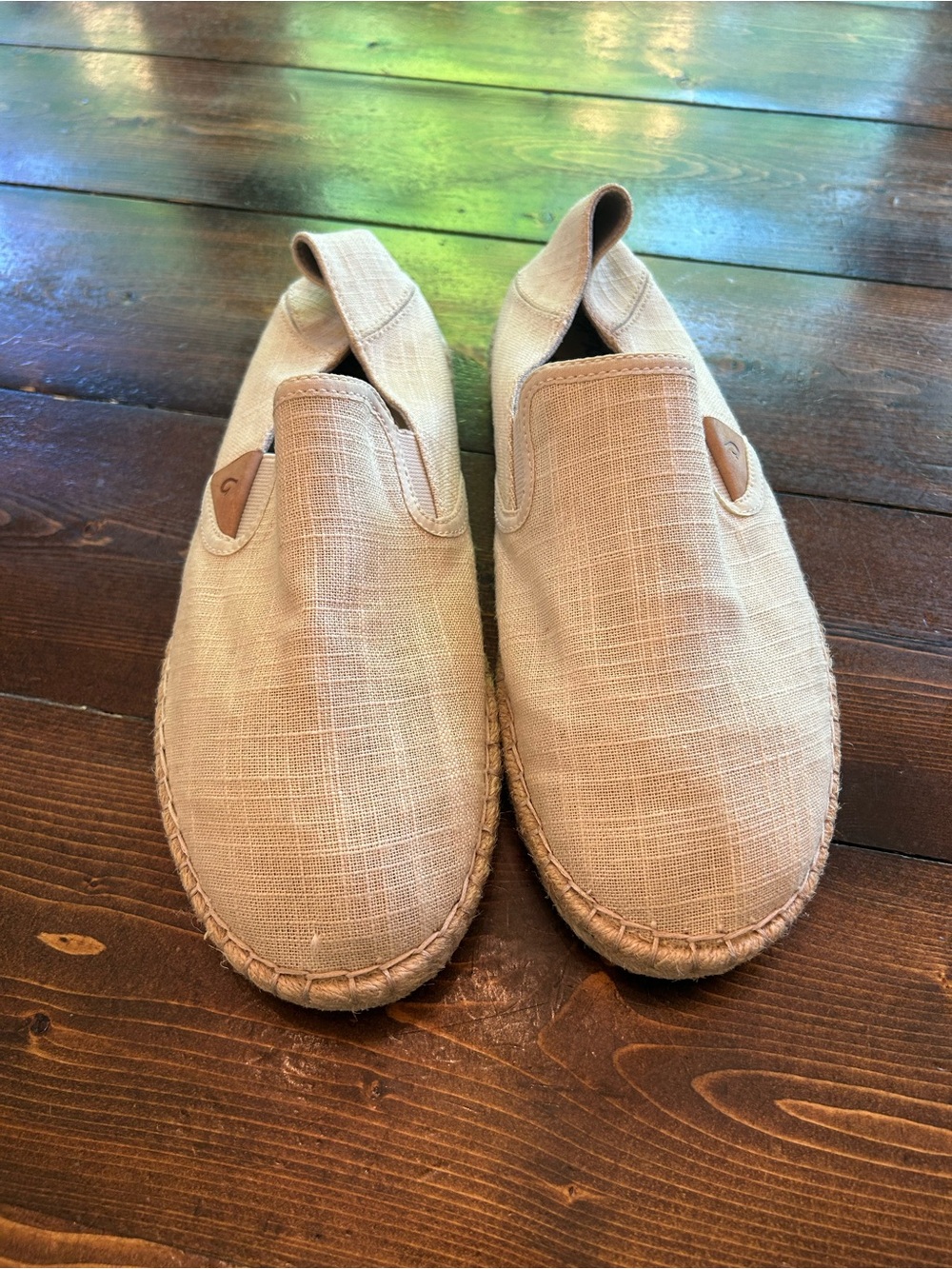 OluKai KAULA PA’A KAPA Canvas SLIP ON Espadrilles in TAN STONE - Women’s 8